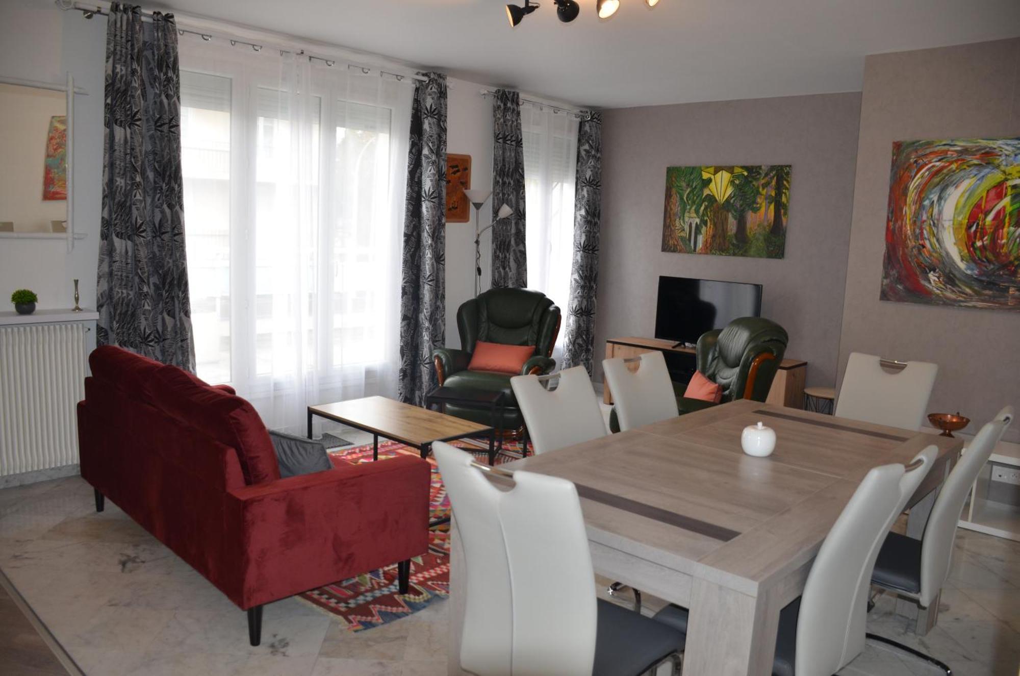 Spacious Flat Close To The Railway Station Troyes Zimmer foto
