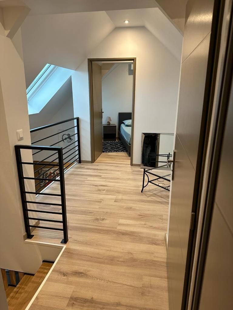 Spacious Flat Close To The Railway Station Troyes Zimmer foto