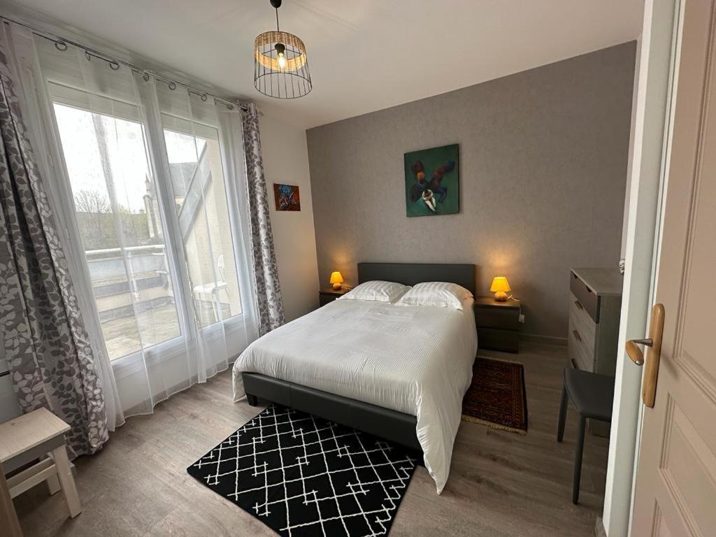 Spacious Flat Close To The Railway Station Troyes Zimmer foto
