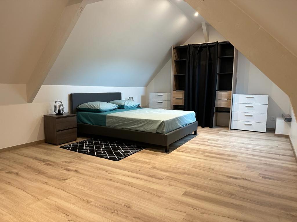 Spacious Flat Close To The Railway Station Troyes Zimmer foto
