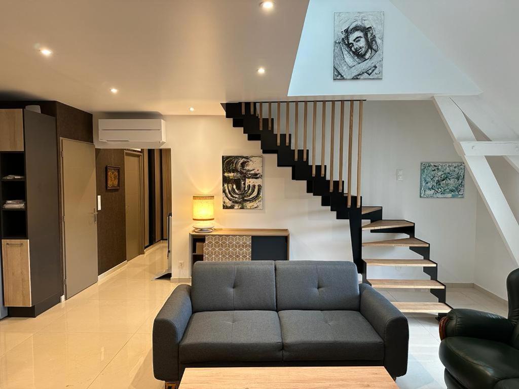 Spacious Flat Close To The Railway Station Troyes Zimmer foto
