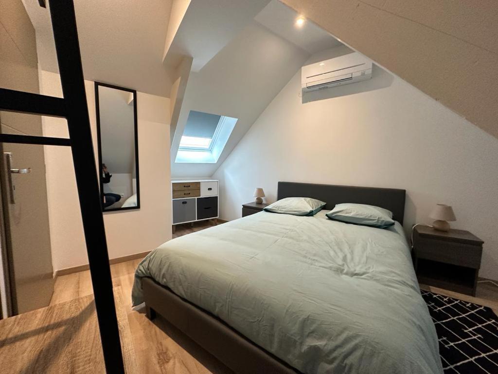 Spacious Flat Close To The Railway Station Troyes Zimmer foto